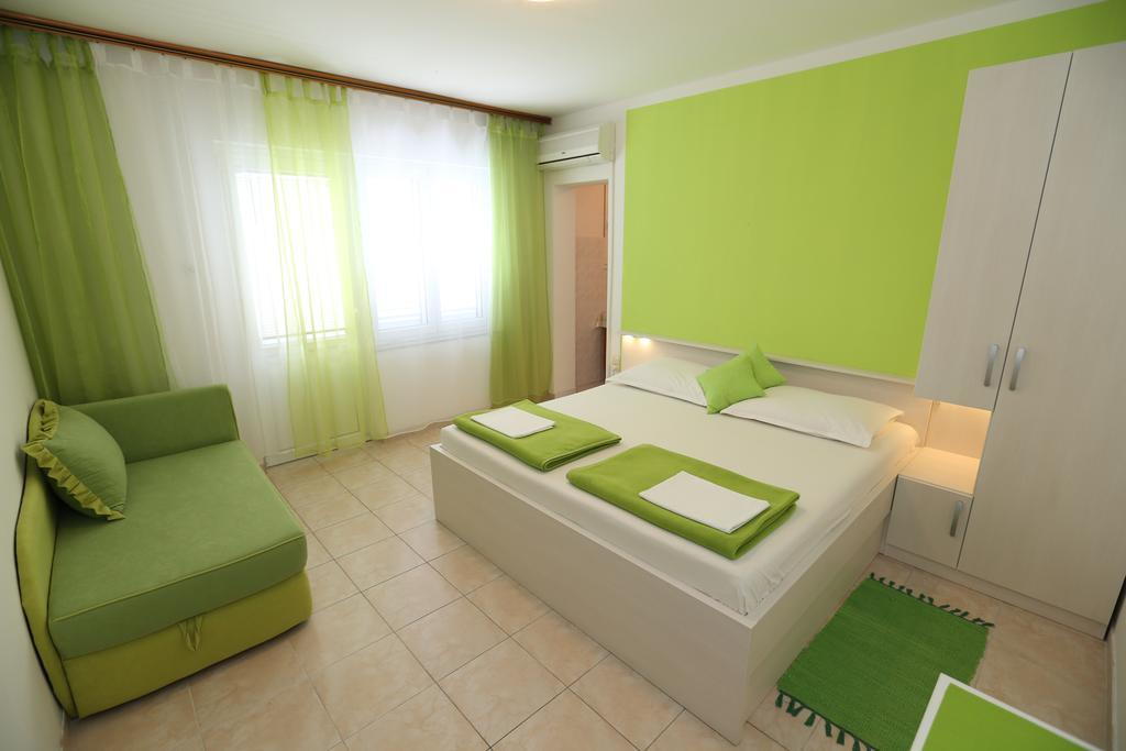 Apartments Ljubica Baška Esterno foto